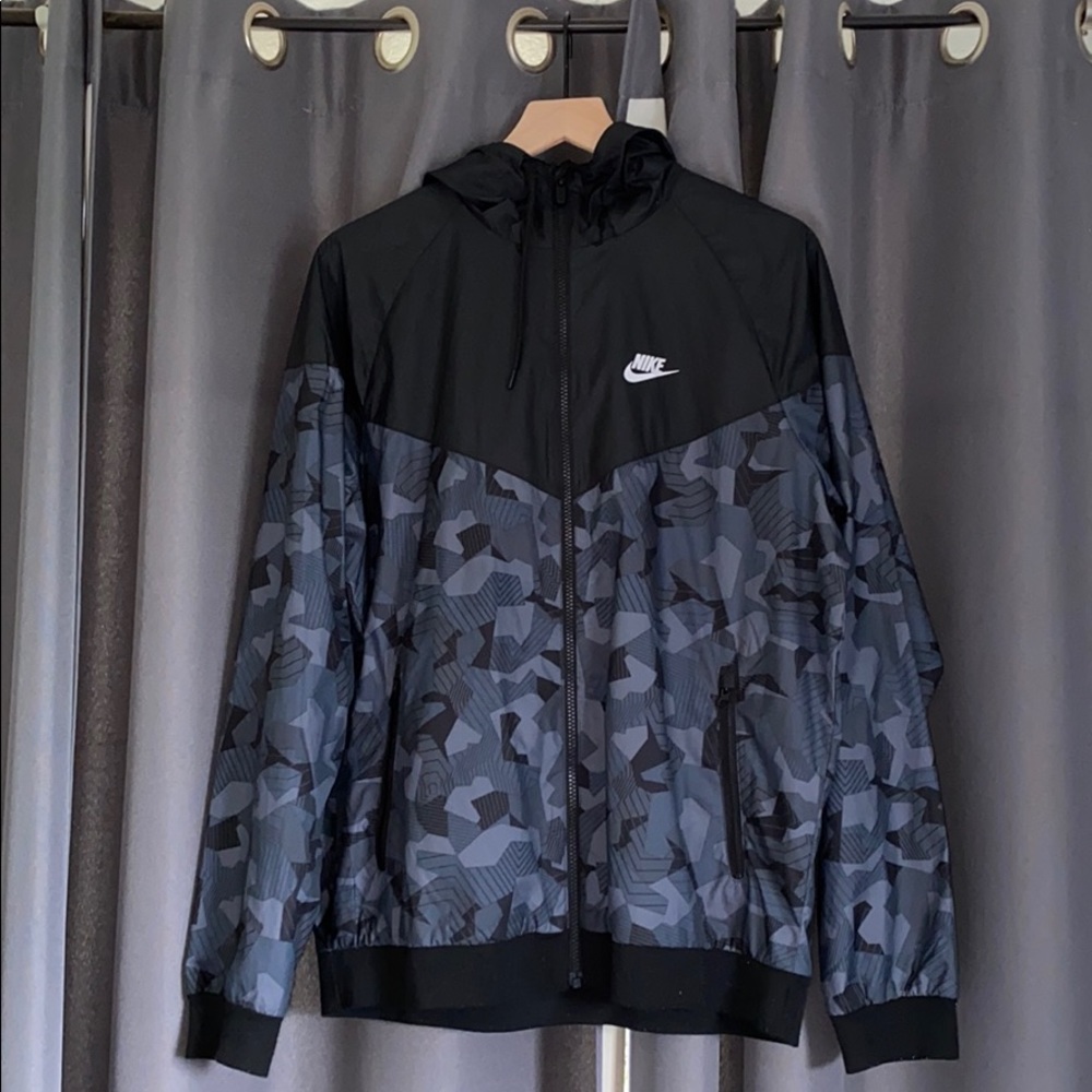 Nike windbreaker